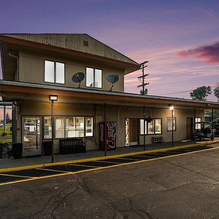 Great Lakes Inn & Suites South Haven Luaran gambar