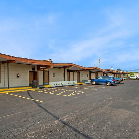 Great Lakes Inn & Suites South Haven Luaran gambar