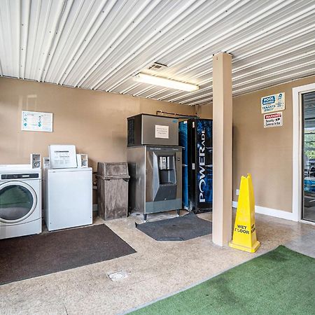 Great Lakes Inn & Suites South Haven Luaran gambar