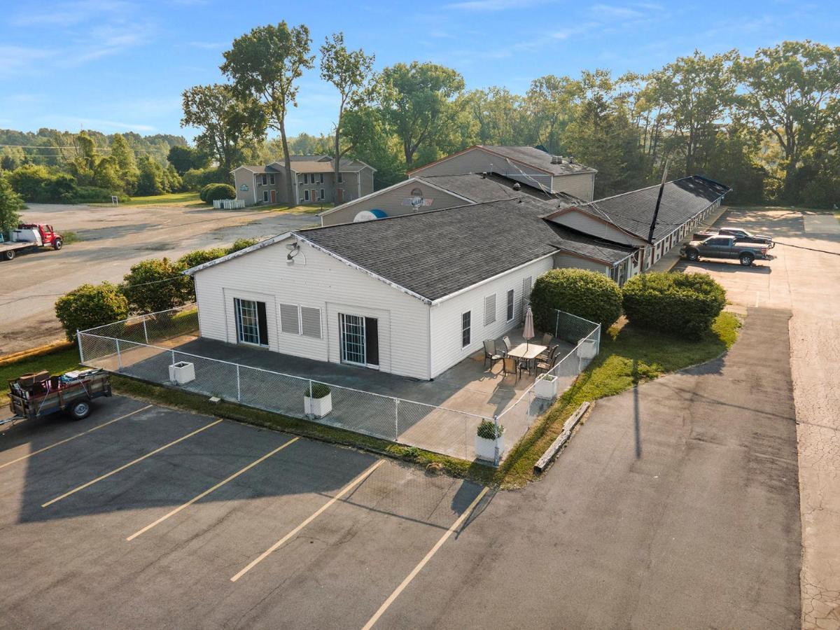 Great Lakes Inn & Suites South Haven Luaran gambar