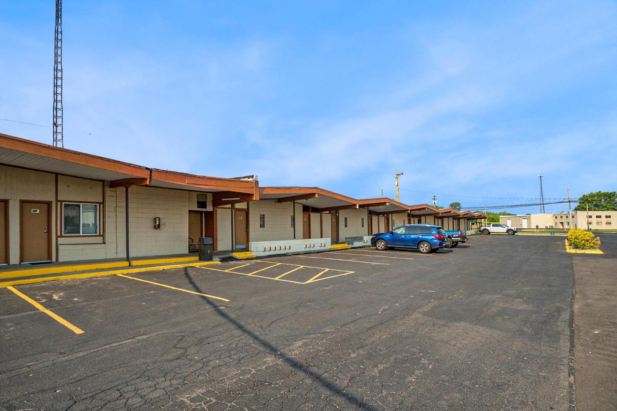 Great Lakes Inn & Suites South Haven Luaran gambar