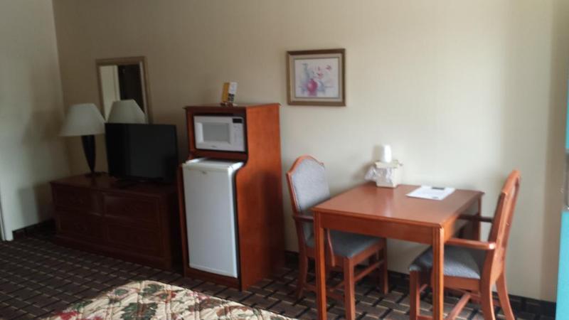 Great Lakes Inn & Suites South Haven Luaran gambar