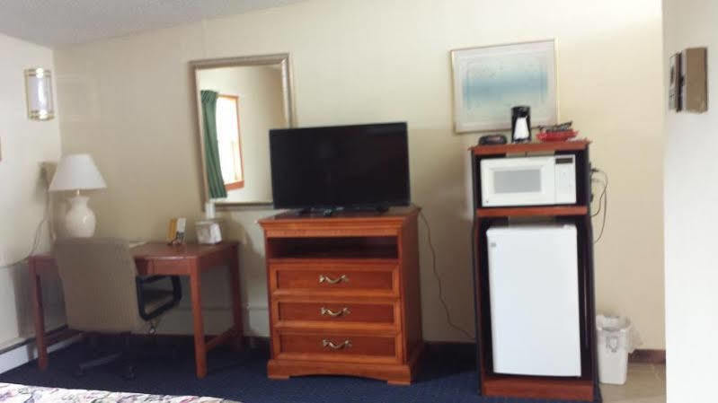 Great Lakes Inn & Suites South Haven Luaran gambar